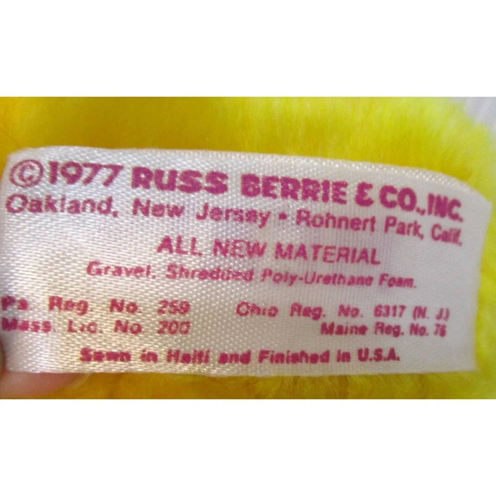 Vintage Russ Berrie Mealy Mouse Plush Beanie Stuffed Toy Yellow Blue 1977 USA